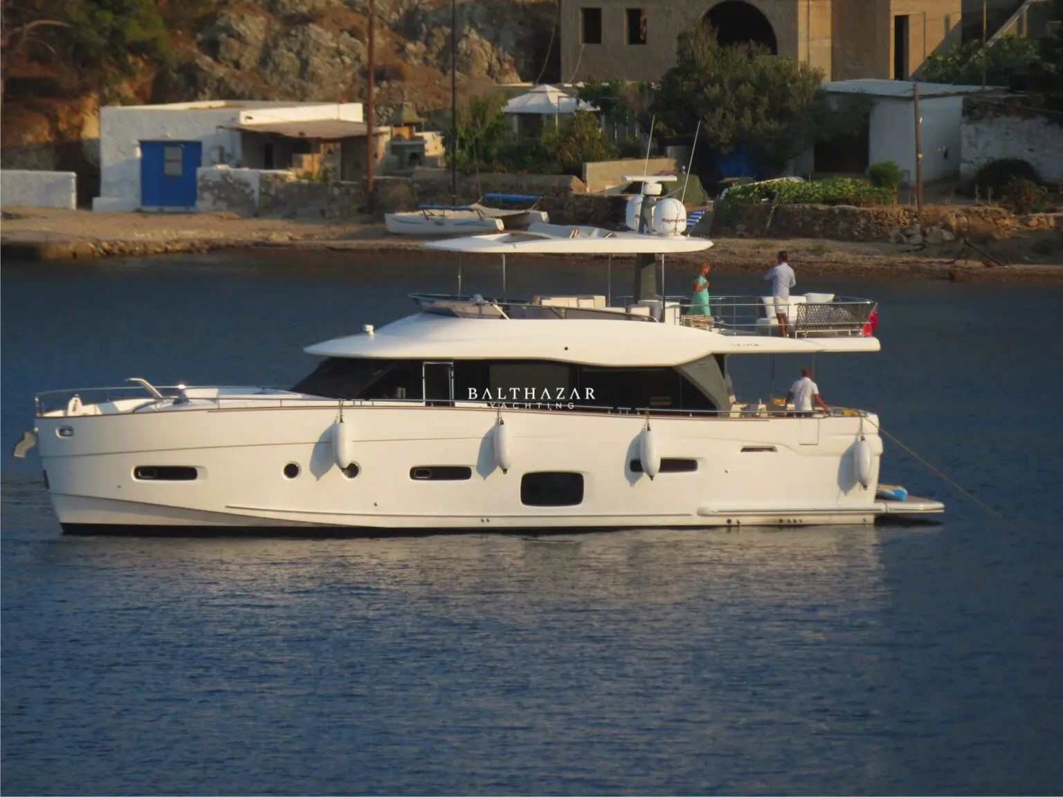 1AZIMUT-M6-_wm-1536x1152.jpg