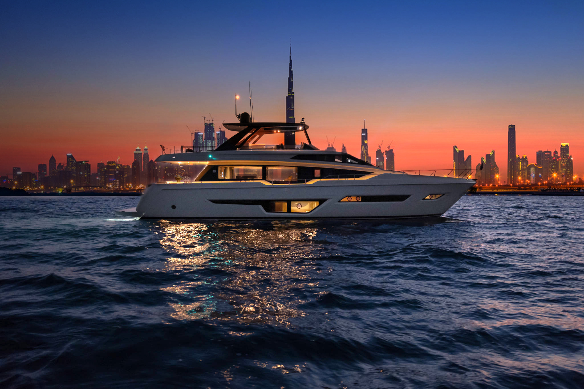 Dubai Edit - Ferretti 80ft31