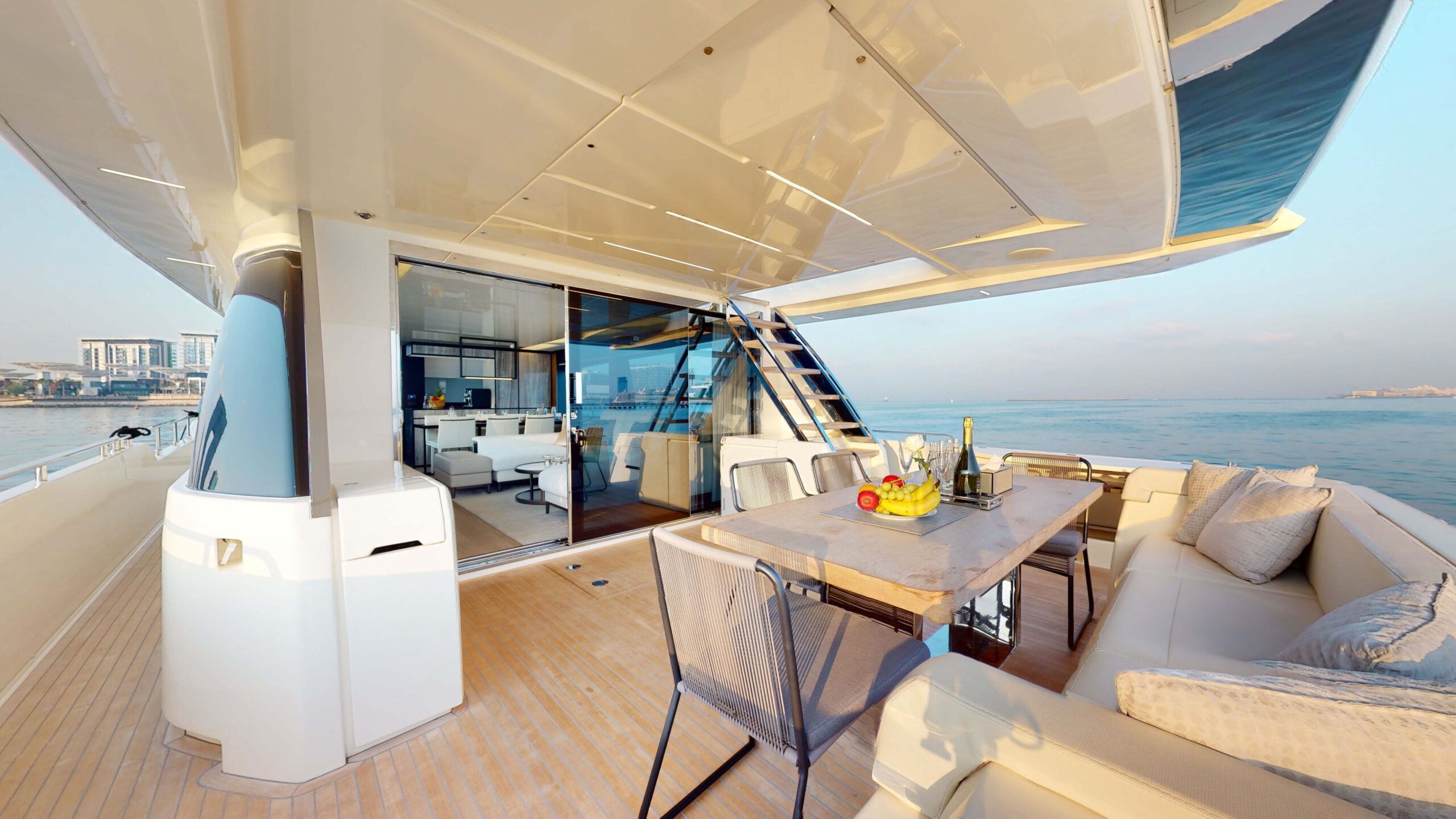 Dubai - Ferretti 80FT7